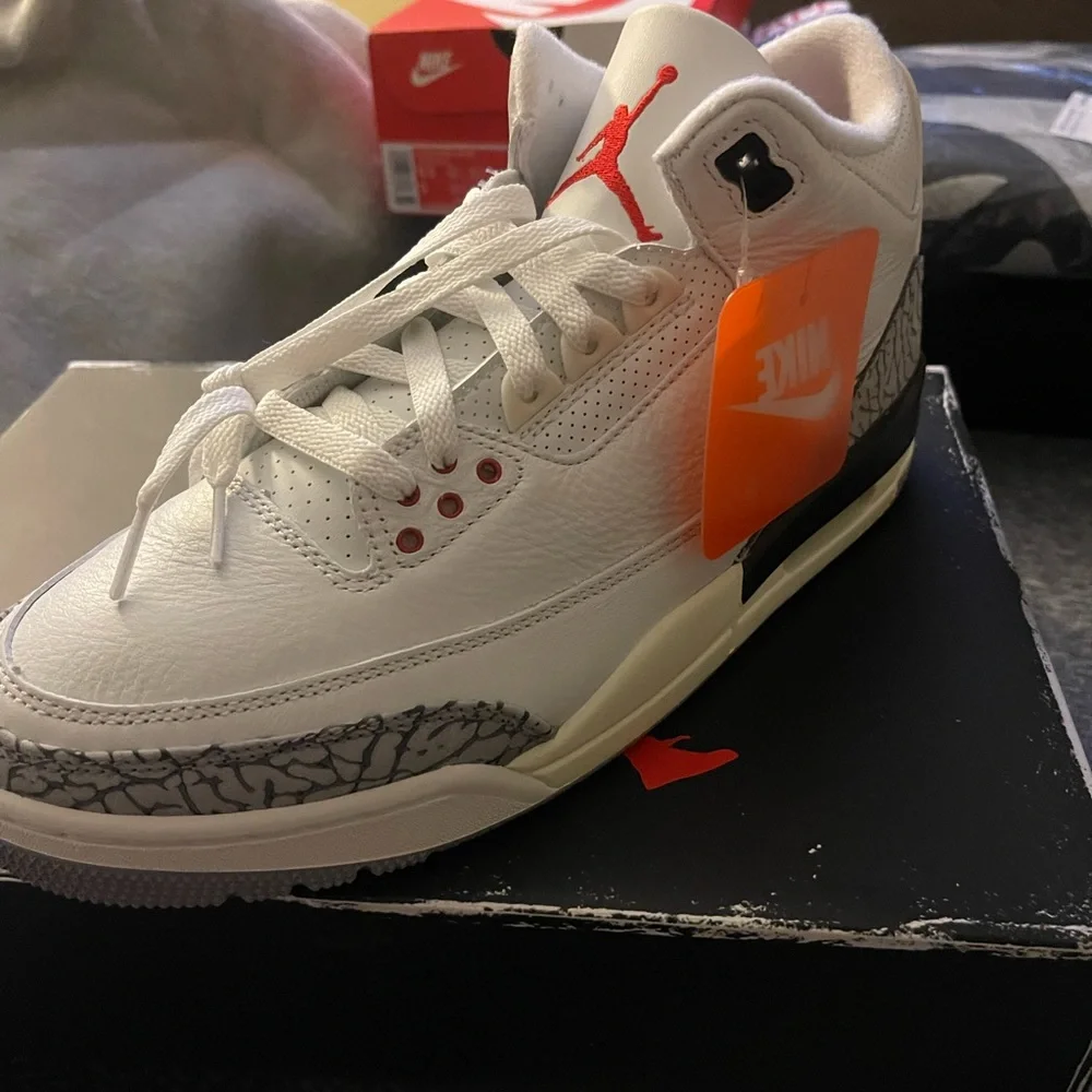 Jordan 3s - Picture 2 of 2